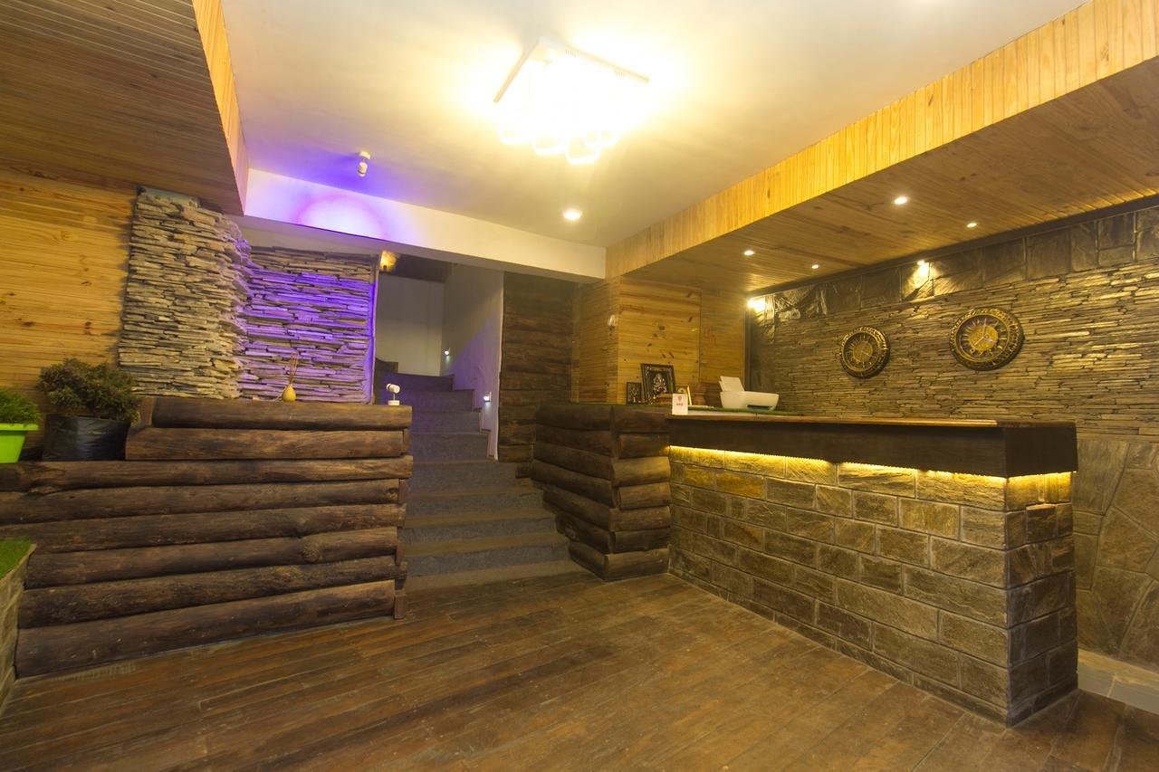 Oyo 9454 Hotel Golden Leaf دارجيلنغ المظهر الخارجي الصورة